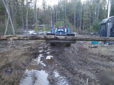 Tractor thumb / bucket grapple