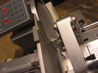 Deli slicer hobart 3100 automatic slicer used