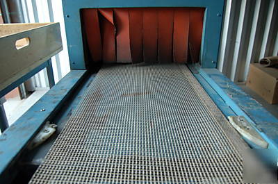 Used: weldotron console shrink tunnel, model 7121A