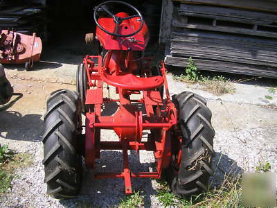 Wheel horse ride away senior tractor, restored, nice 